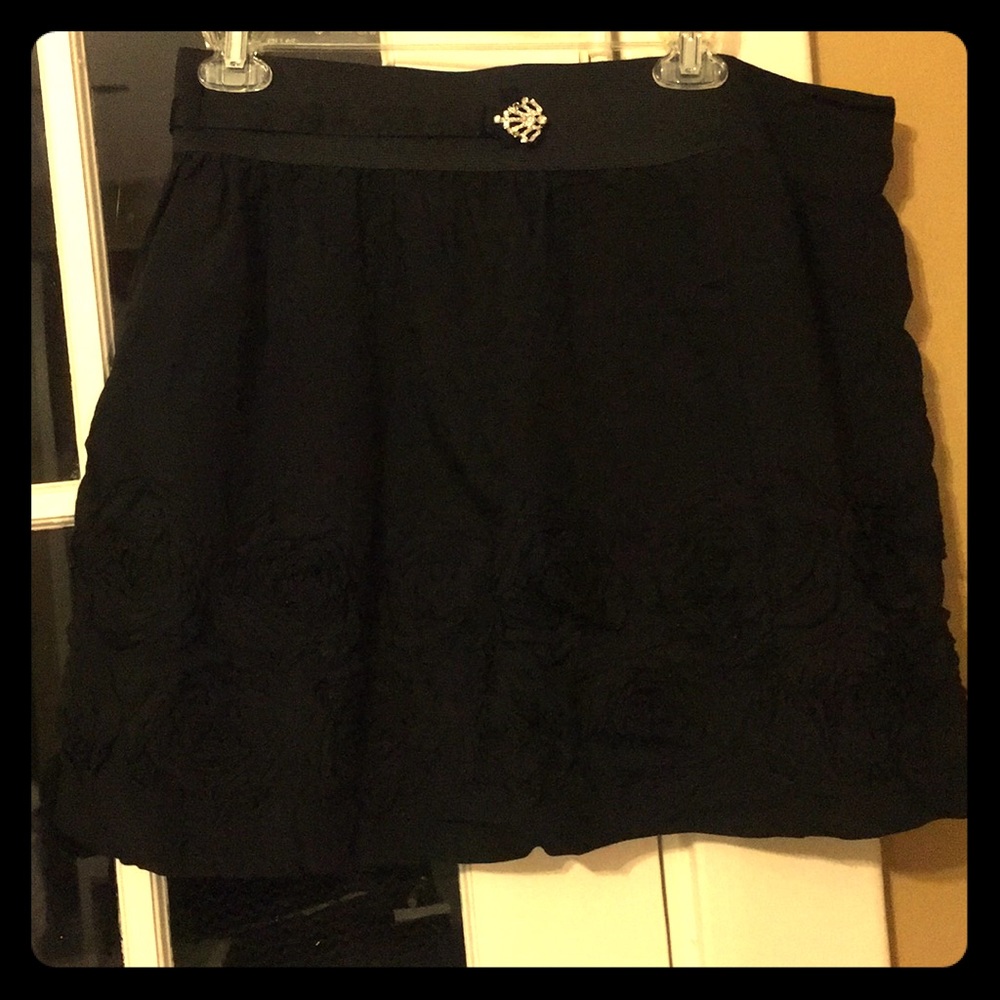 Black Flouncy Skirt with Roses